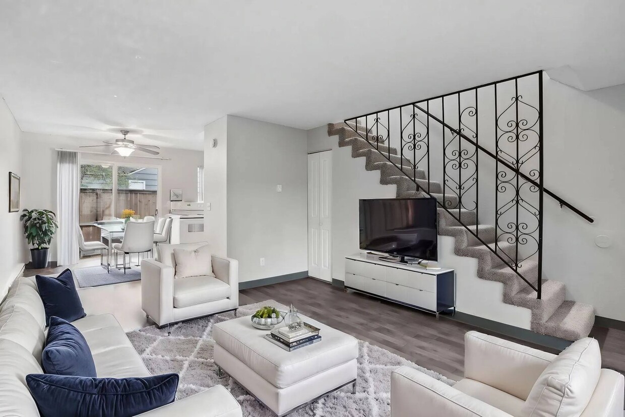 Primary Photo - Arbor Place Apartments