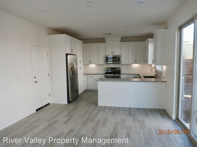 Building Photo - 3 br, 2.5 bath House - 3753 Po River Way
