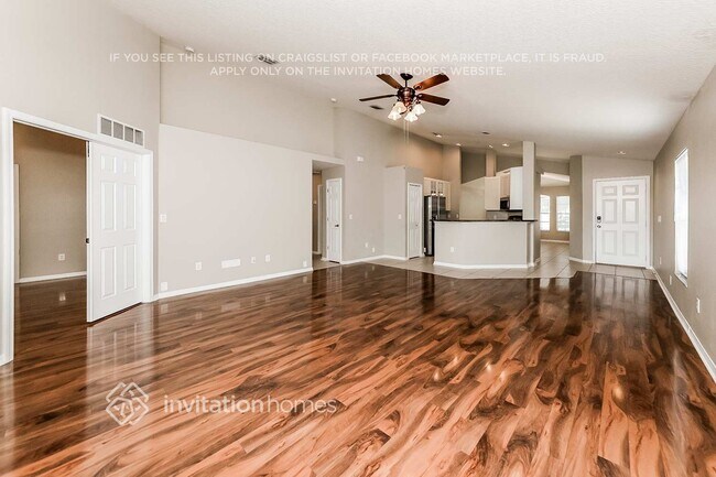 Building Photo - 6651 Cambridge Park Dr