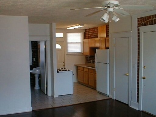 Building Photo - 317 S 27th Ave