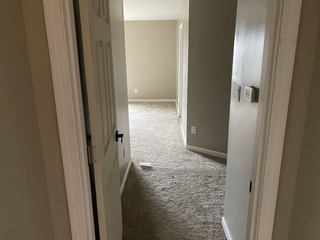 MasterRoom - 3348 Phillipsburg Union Rd