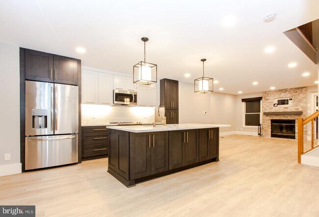 Building Photo - 1603 Oak Spring Way