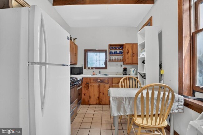 Foto del edificio - 4107 Ludlow St