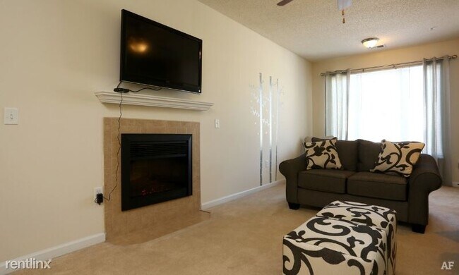 Foto del edificio - 1601 River Rock Rd