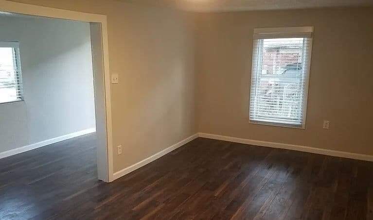 Foto principal - 4143 Odessa St