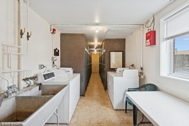 Foto del edificio - 1136 Greenleaf Ave