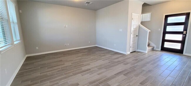Foto del edificio - 1224 Oak Chase Wy