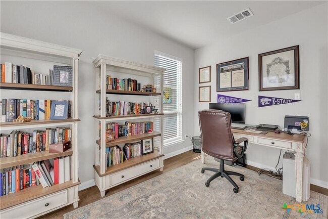 Foto del edificio - 5314 Fenton Ln