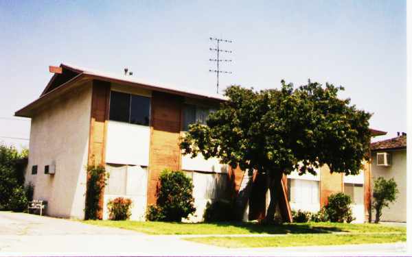Primary Photo - 280 W South St