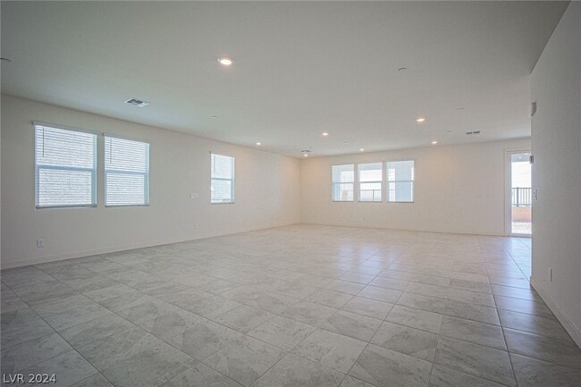 Building Photo - 5644 Hill Spire St