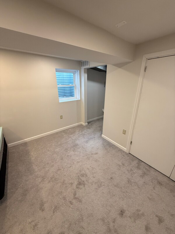 Foto del edificio - 1345 E 46th St