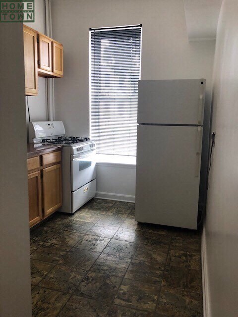 Building Photo - 442 57th St