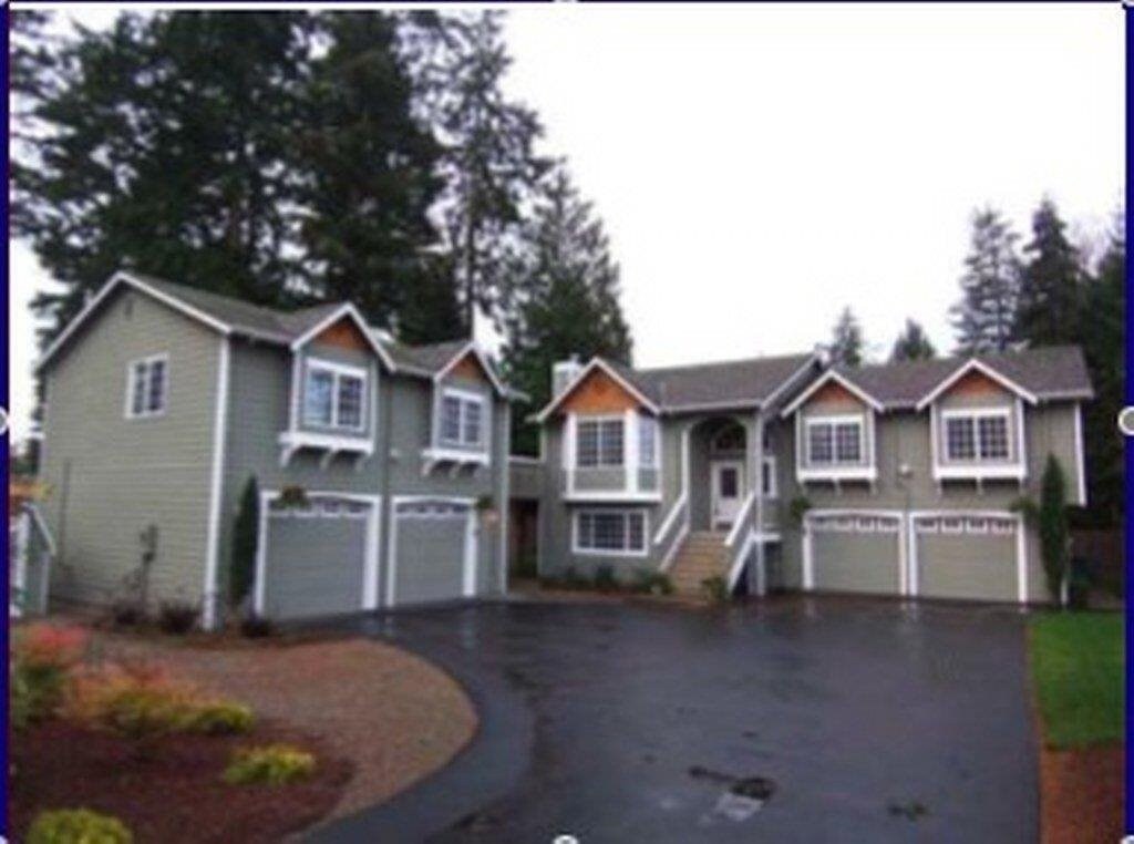 Primary Photo - Single Family Home in Shoreline