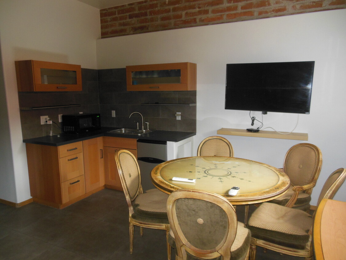 Interior - 6890 N Casas Adobes Dr