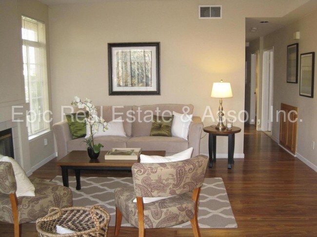 Foto del edificio - 7794 Tuscany Dr