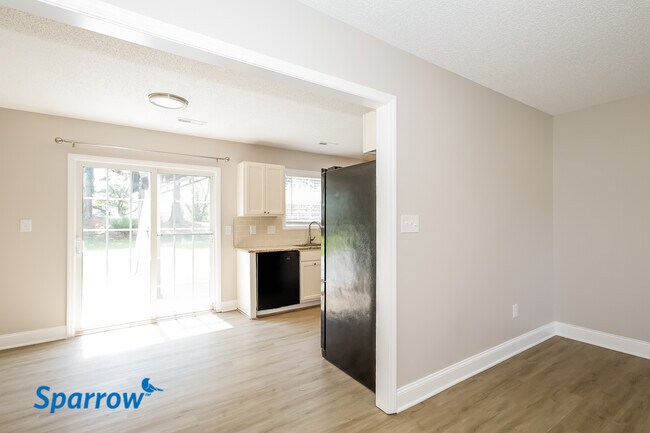 Building Photo - 2033 Briarberry Lane
