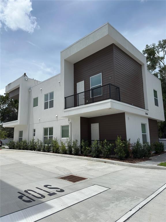 Foto del edificio - 13614 N 22nd St