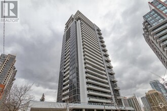 Building Photo - 75-675 Canterbury Pl