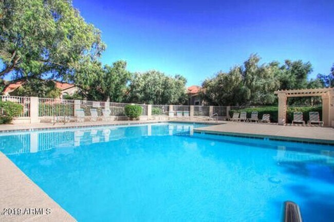 Foto del edificio - Great Chandler apartment with two master s...
