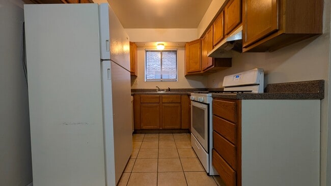 Building Photo - ?? Spacious 2BR Apartment in Calumet City ...
