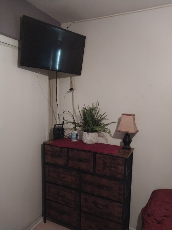 Foto del edificio - 1361 Galeria Wy