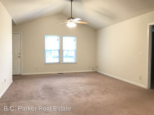 Building Photo - 301 Manning Way