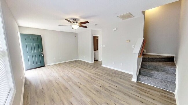 Foto del edificio - 2114 Walnut Bluffs Ln