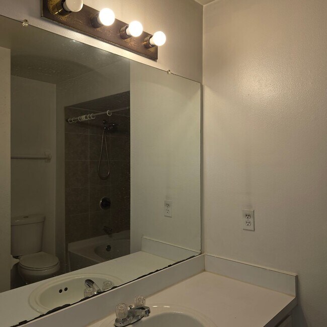 Foto del edificio - Windsor at Sabal Walk 2/1