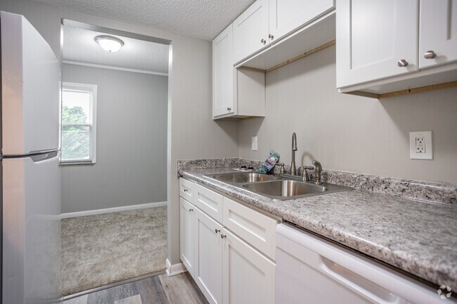 1 habitación, 1 baño - 580 pies cuadrados - Cocina - Evergreen Terrace