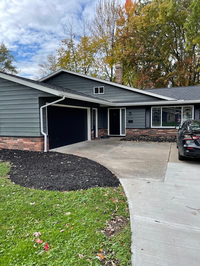 Building Photo - 4632 Ashbury Park Dr
