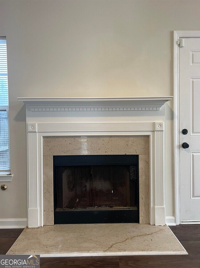 Building Photo - 5610 Hampton Ct
