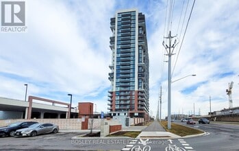 Building Photo - 2550-2550 Simcoe St N