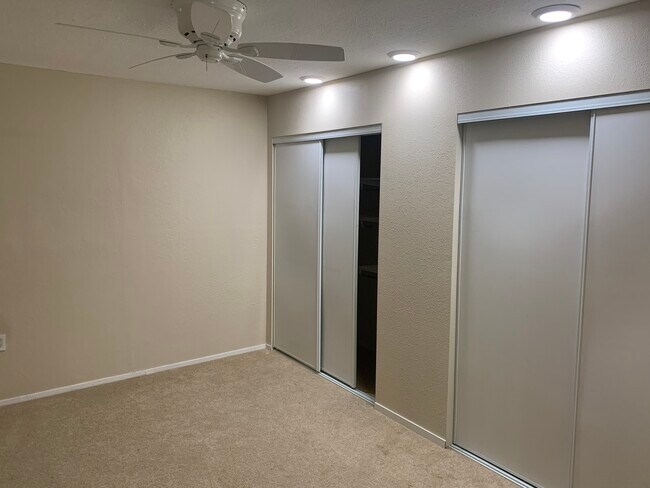 Foto del edificio - 2923 Merrywood Dr