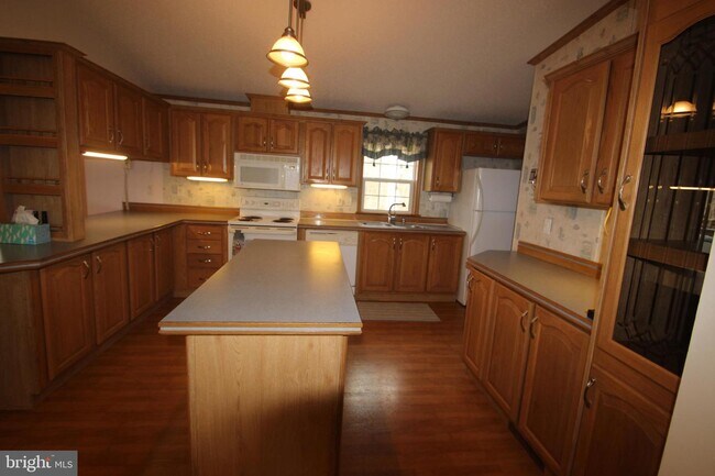 Foto del edificio - 1218 Naamans Creek Rd