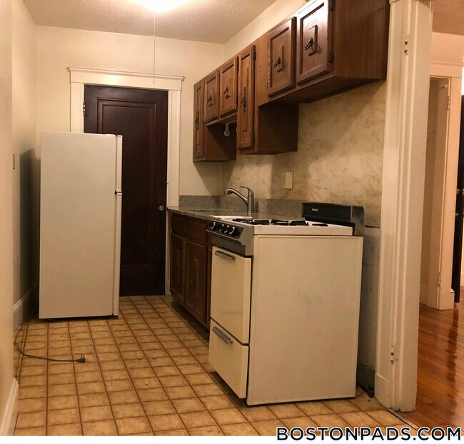 Foto del edificio - 63 Fellsway W