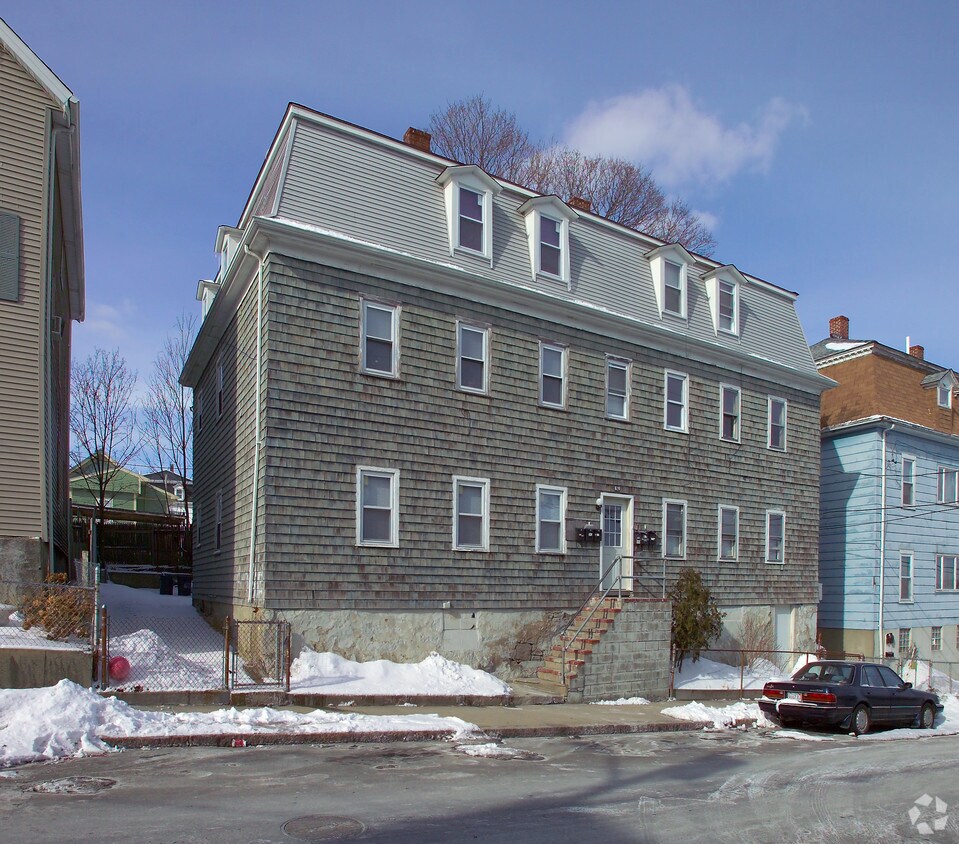 Primary Photo - 621 3rd St