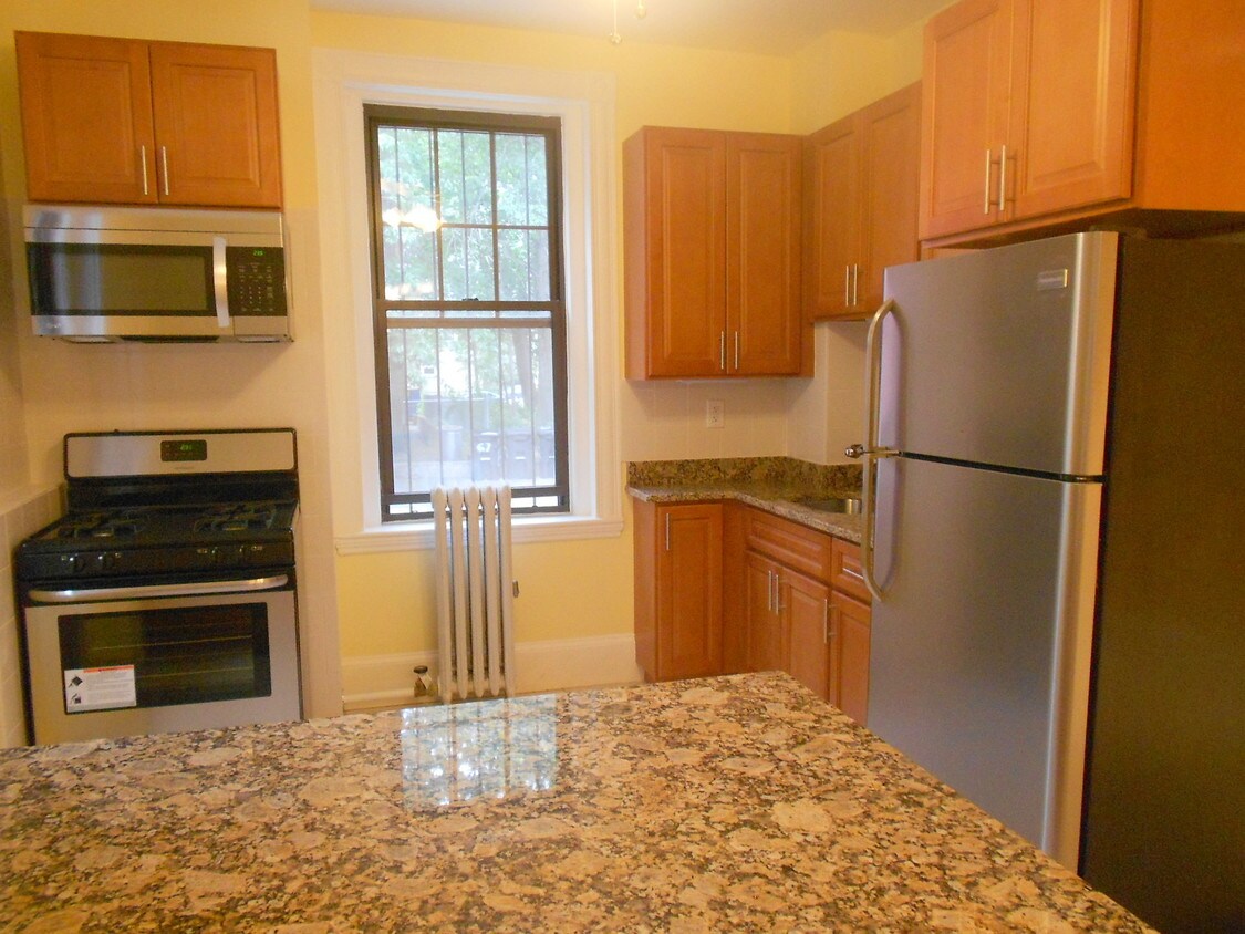 Primary Photo - 57 Brighton Ave