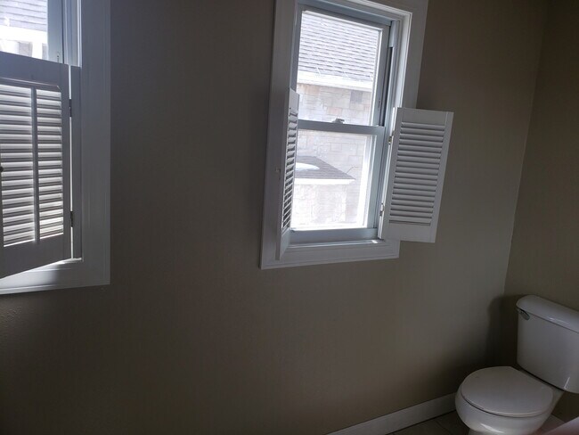 Foto del edificio - 204 N Macy St