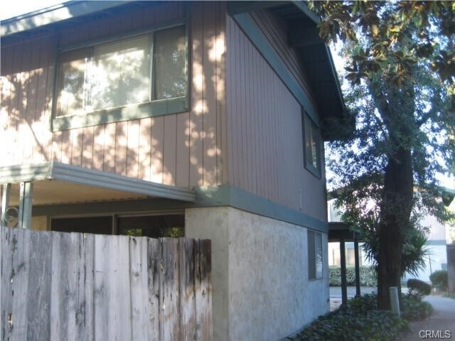 Foto del edificio - 4879 Jackson St