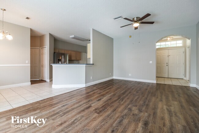 Foto del edificio - 5315 Watson Rd