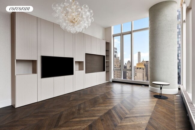 Building Photo - 217 W 57th St