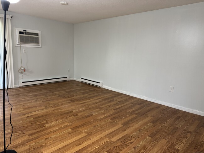 Building Photo - 76 Burgundy Hill Ln