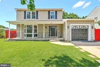 Building Photo - 6304 Juanita Ct