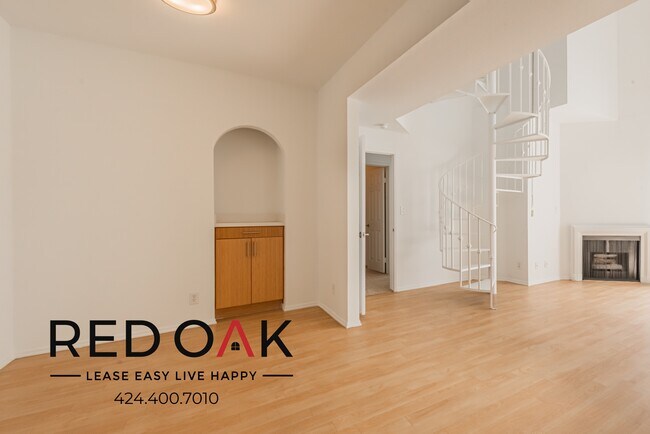 Foto del edificio - Gorgeous Two Bedroom with Loft, Private Ba...