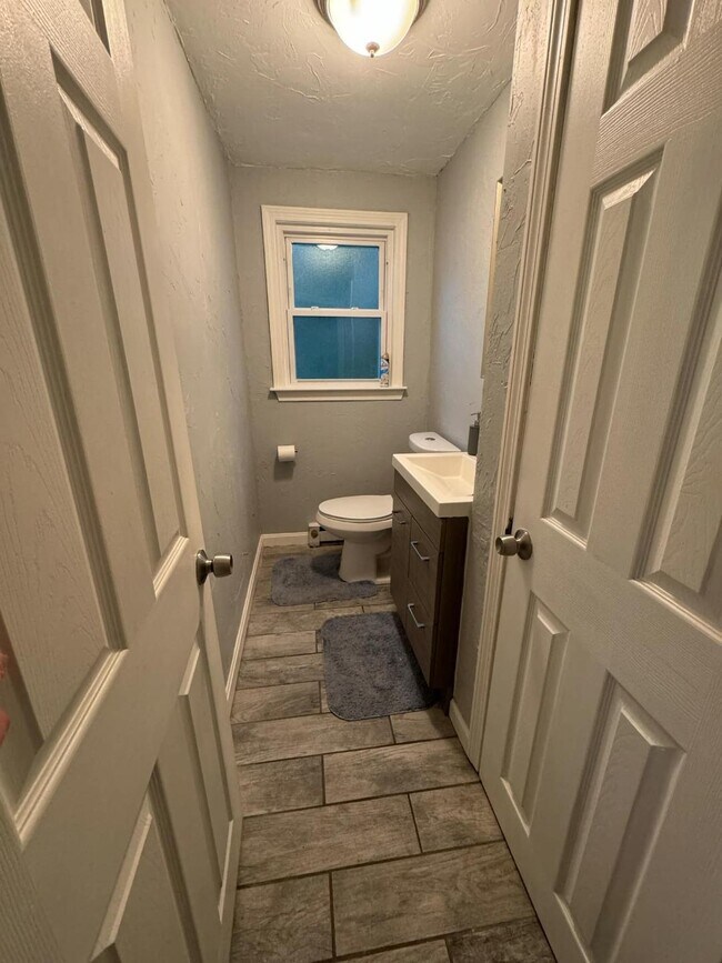 Building Photo - 41 3rd St