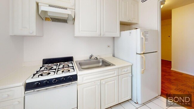 Foto del edificio - 240 E 35th St