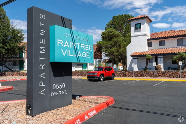 Pueblo de Raintree - Raintree Village