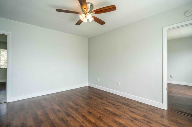 Foto del edificio - 7927 East Dr