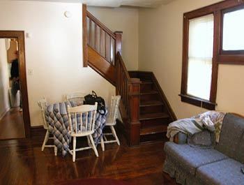 Building Photo - 3 Bedroom North Campus Newly Remodeled Hou...