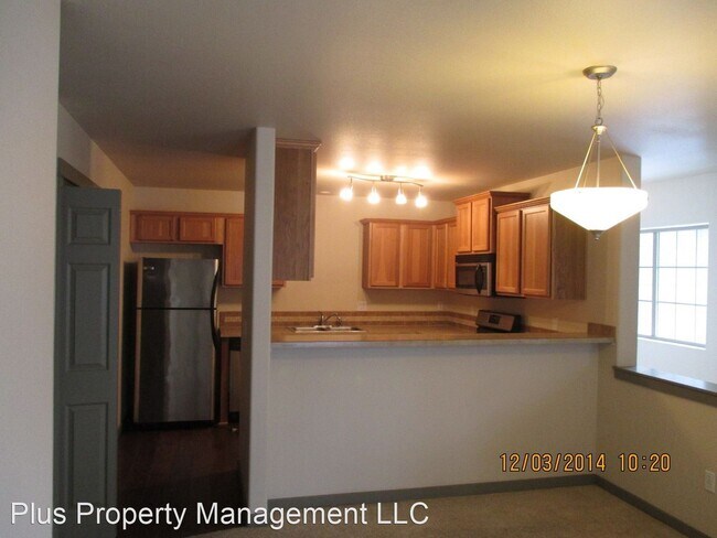Foto del edificio - 1874 NW Monterey Pines Dr